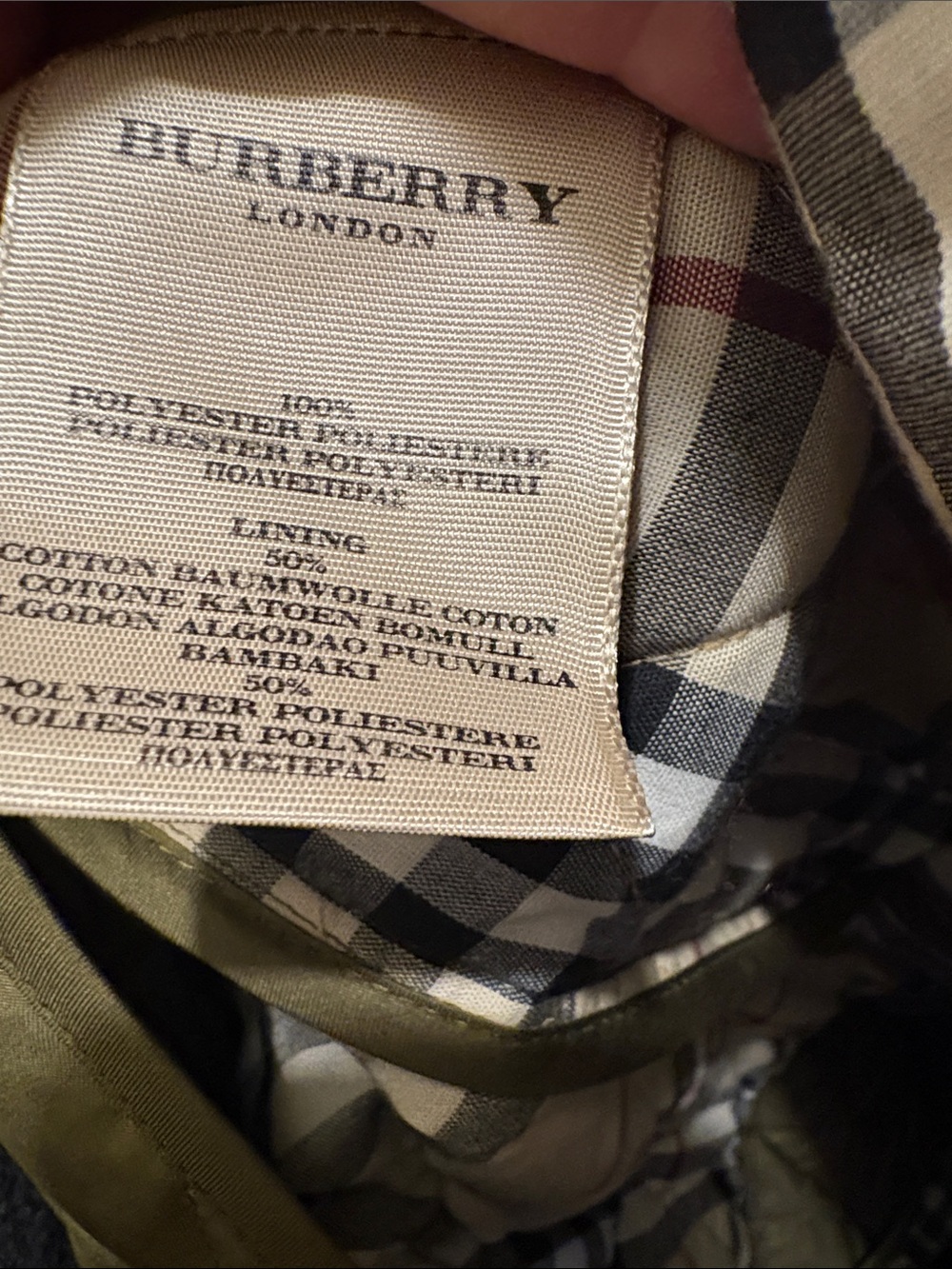 Burberry London Quilted Jacket - Picture 9 of 10